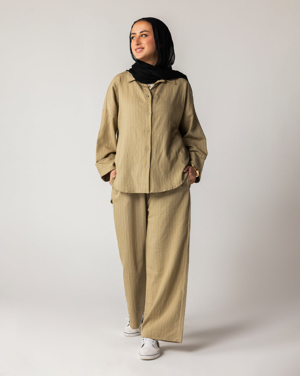 striped linen set