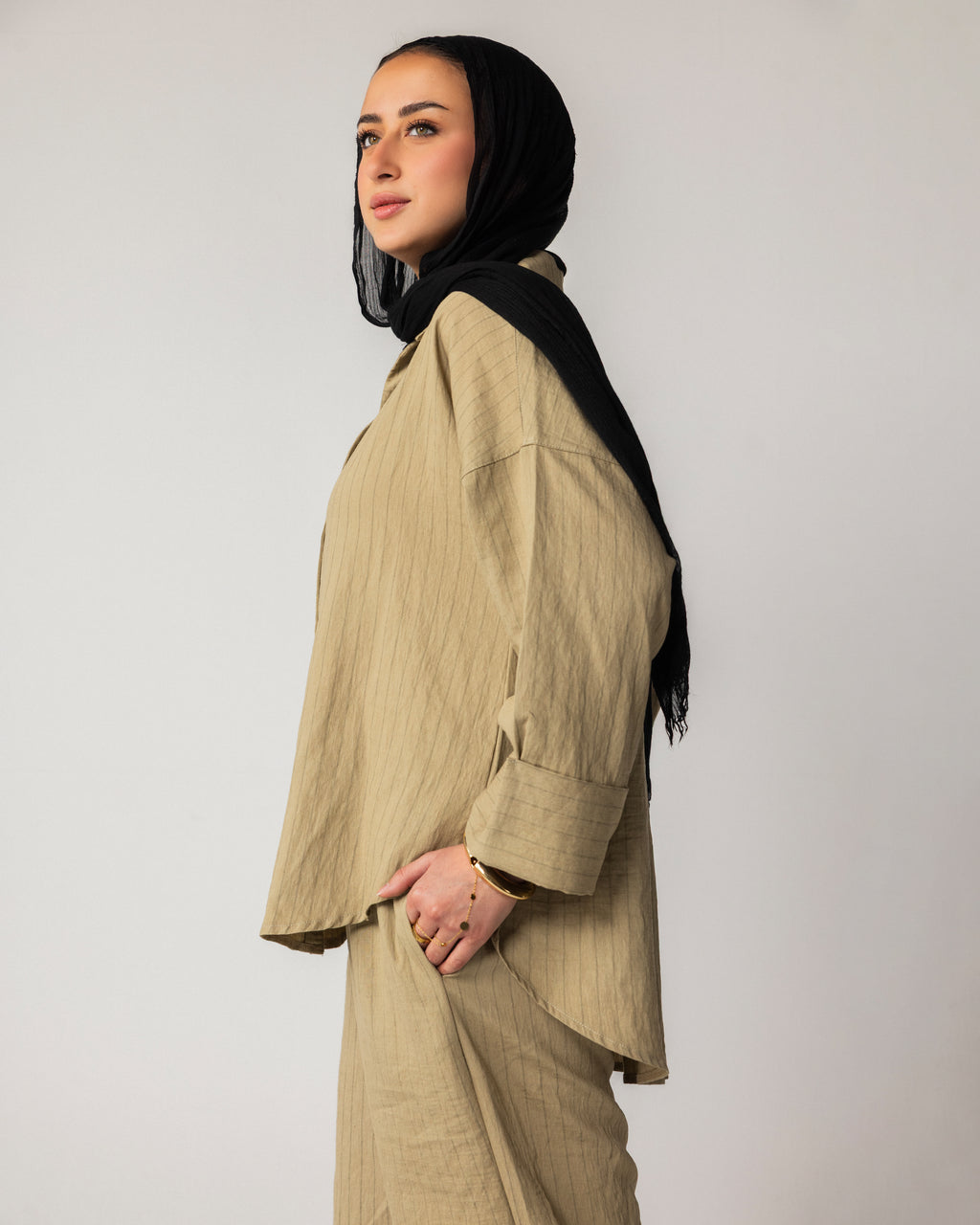 striped linen set