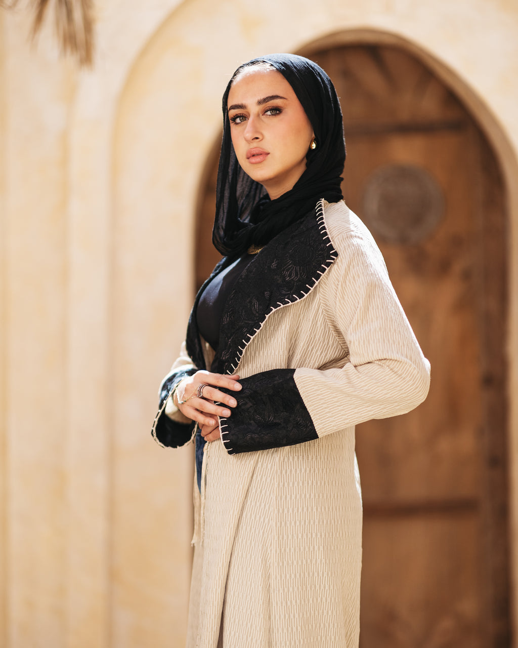 Chic cardigan with rope & handmade details