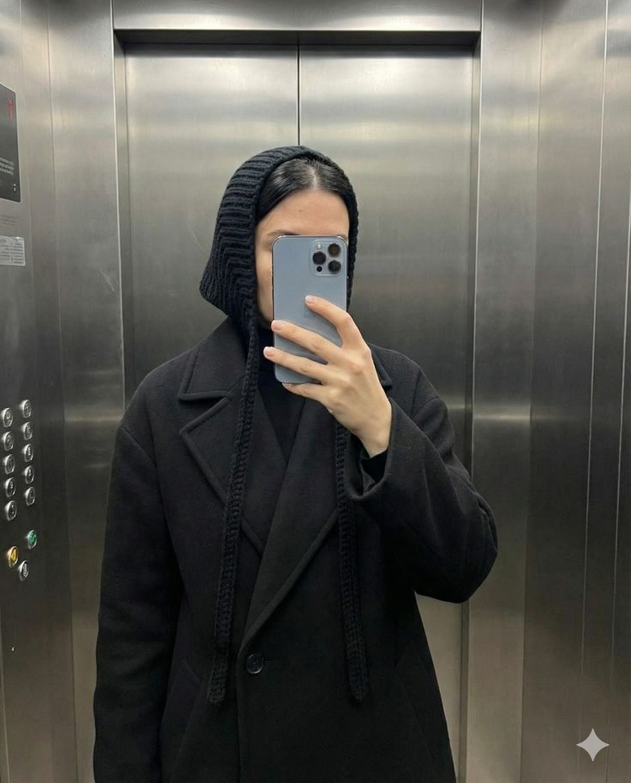 Classic wool bandana