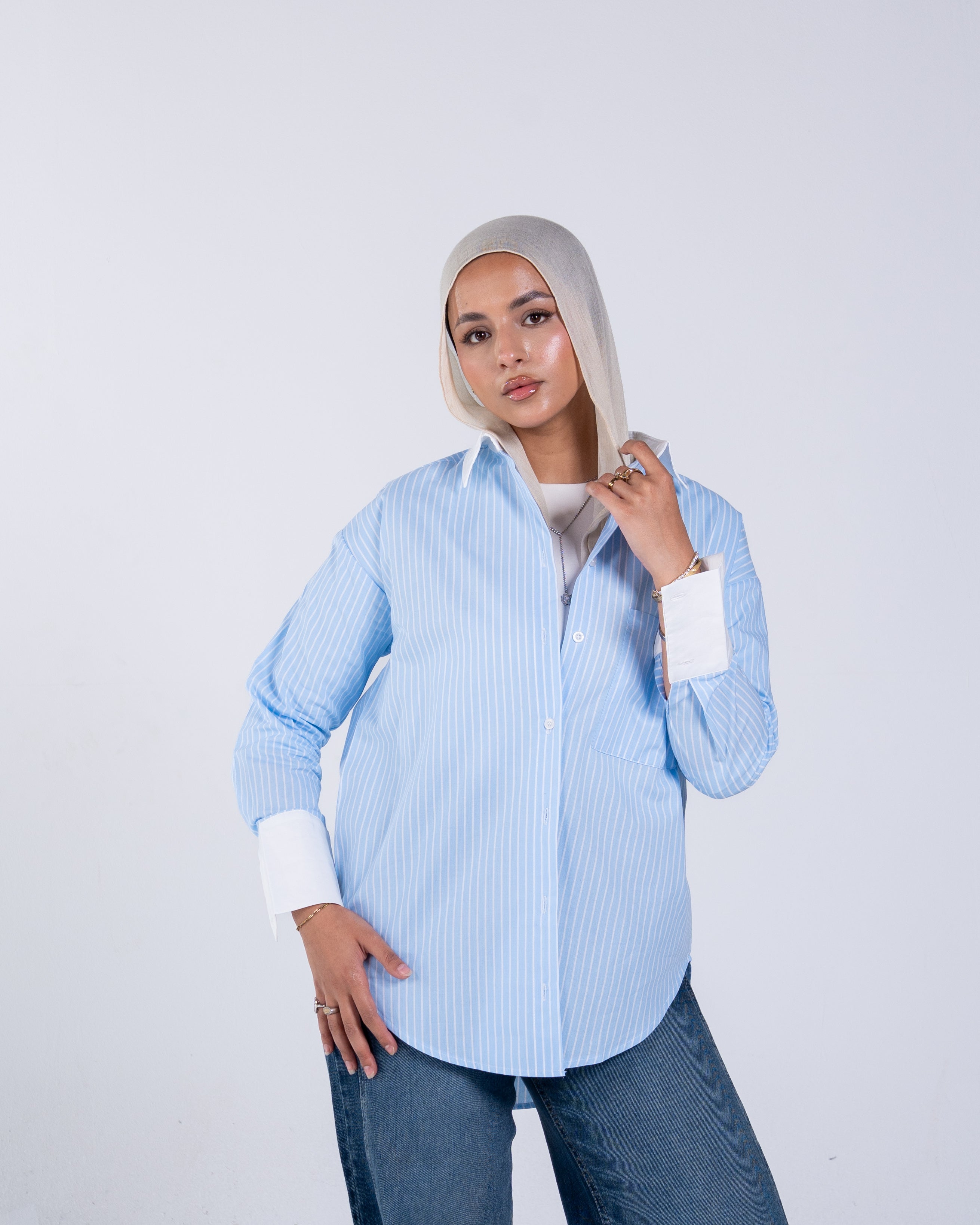 striped shirt with sleeves white