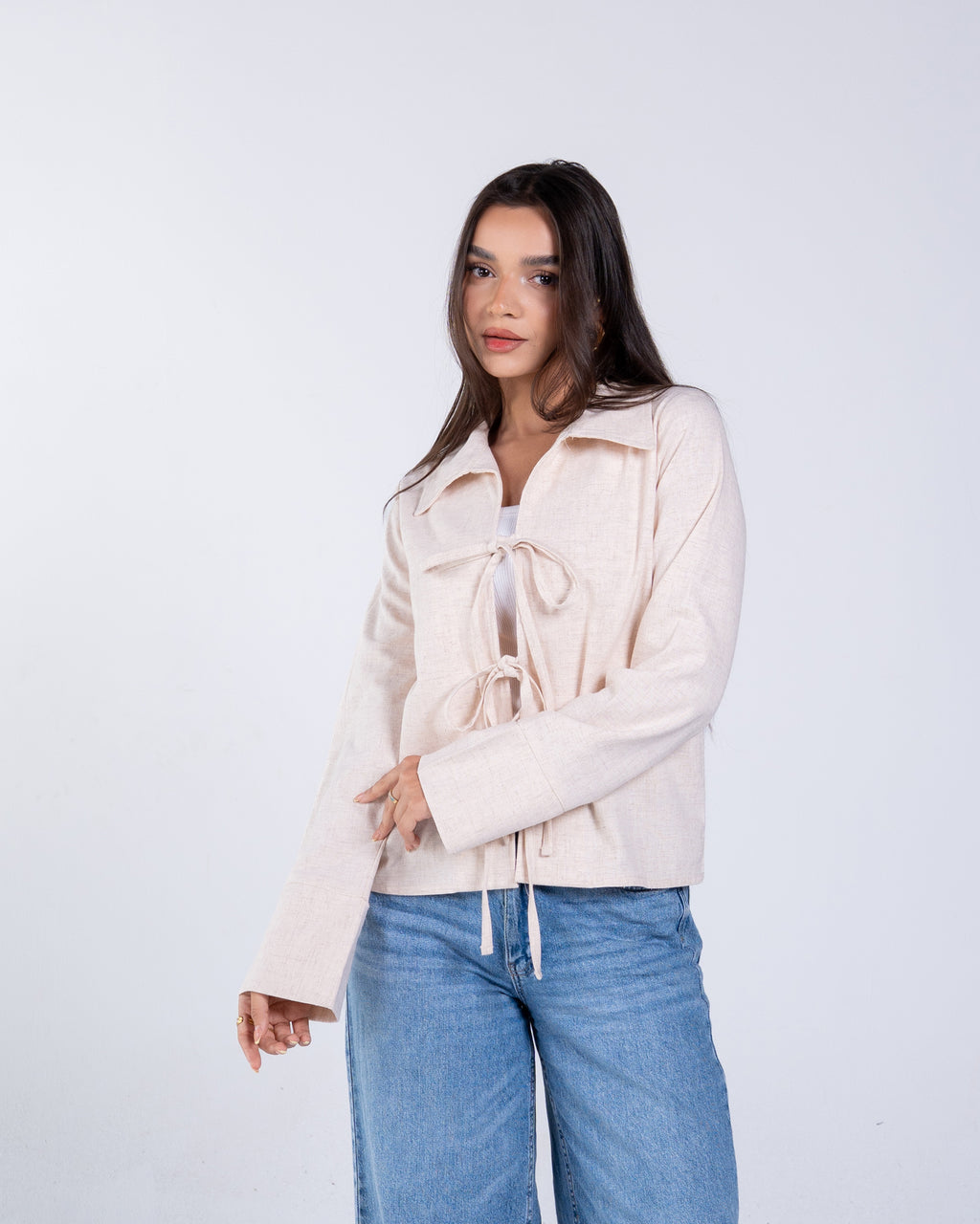 Linen blouse with tie