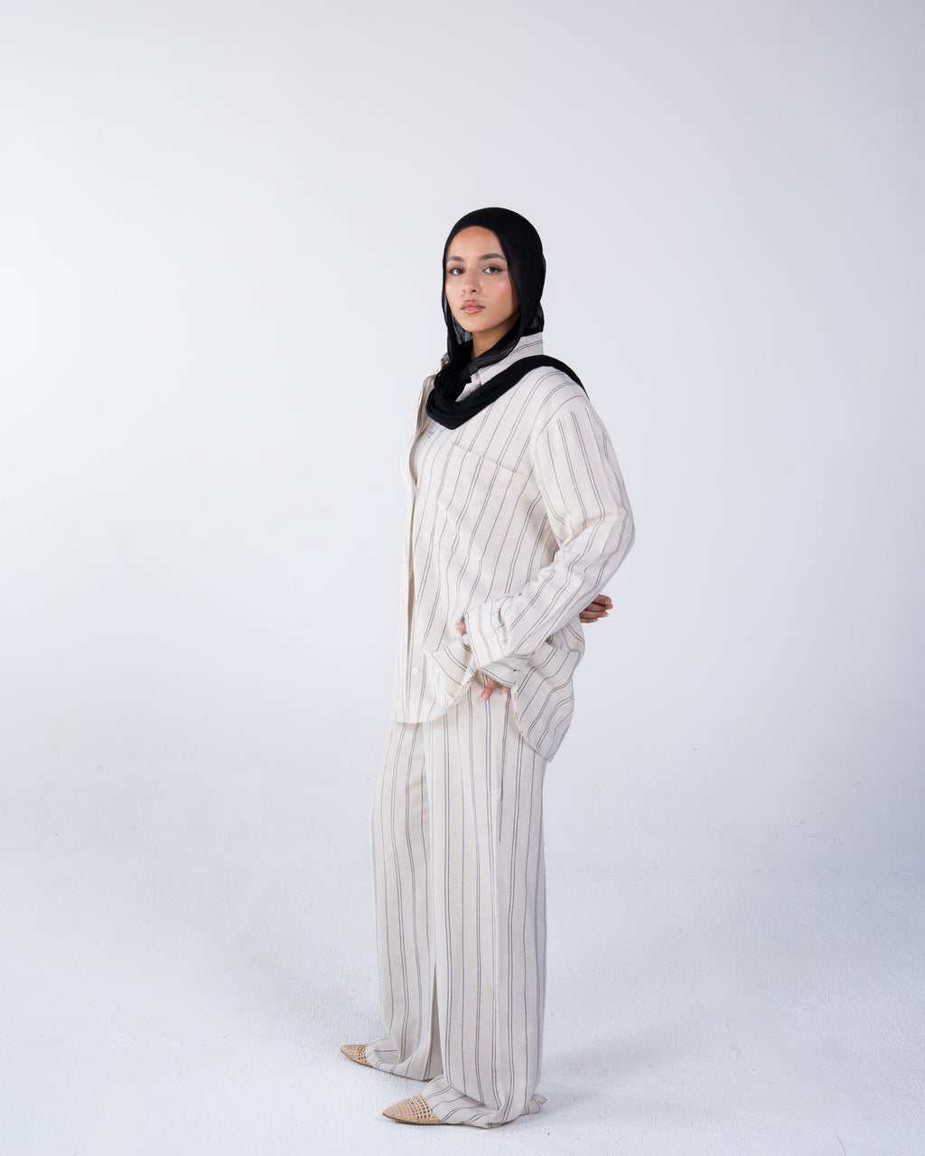 striped linen set