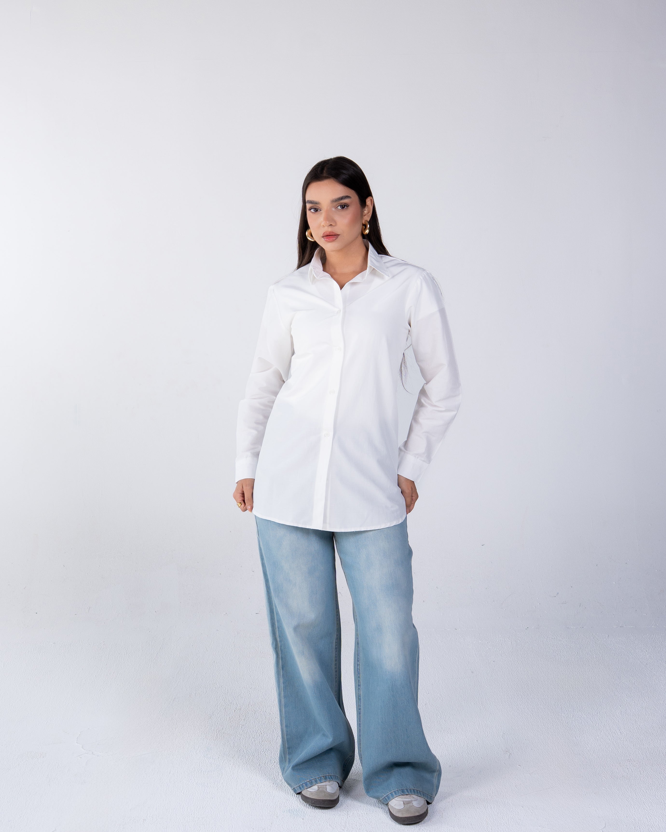 Shirt with back tie