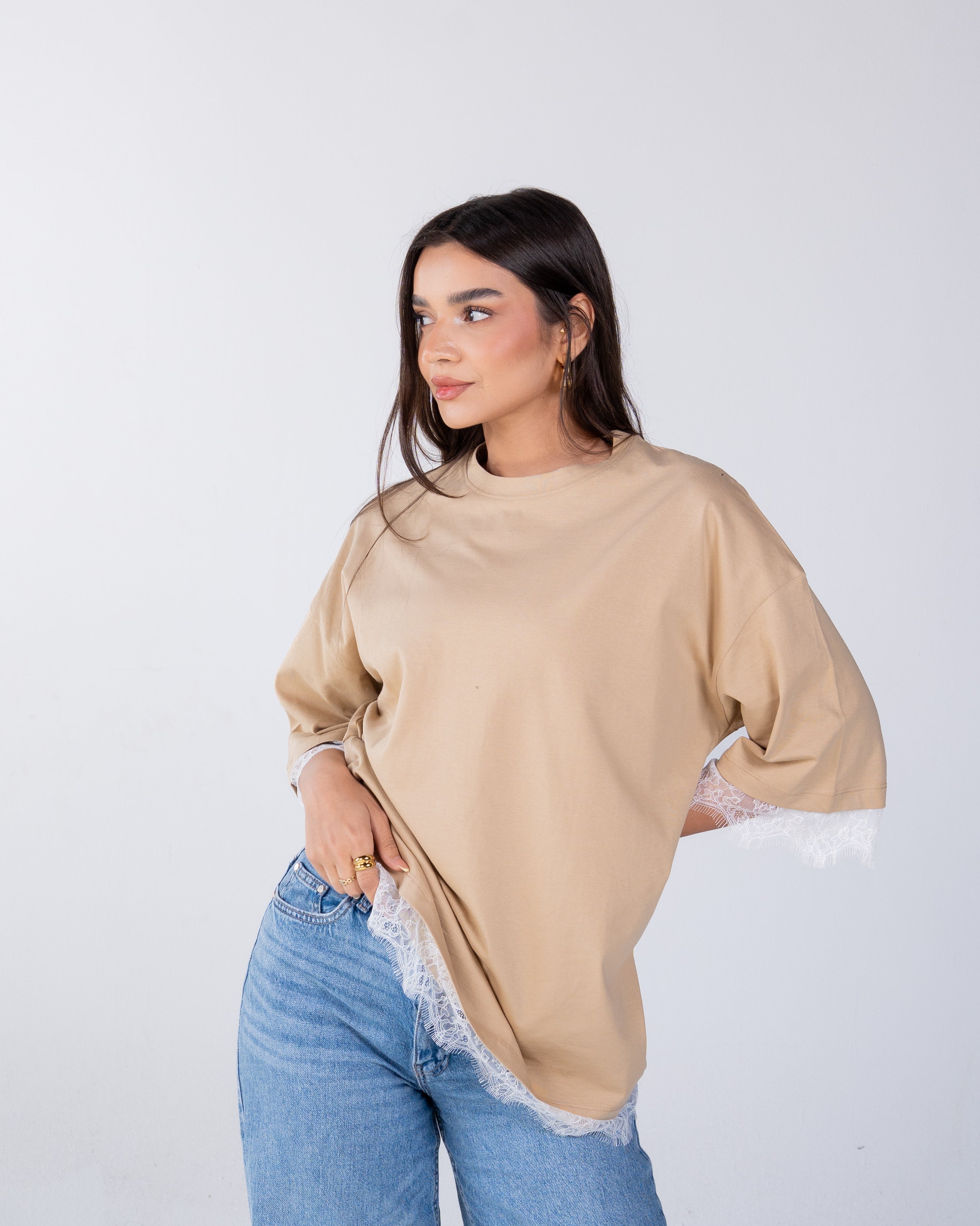 Oversized T-shirt with lace